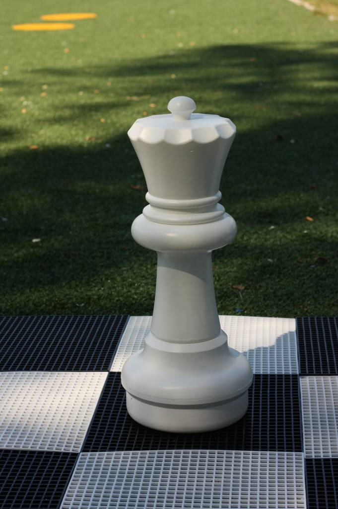 Übergames Riesen Schach Figur Dame weiß oder schwarz